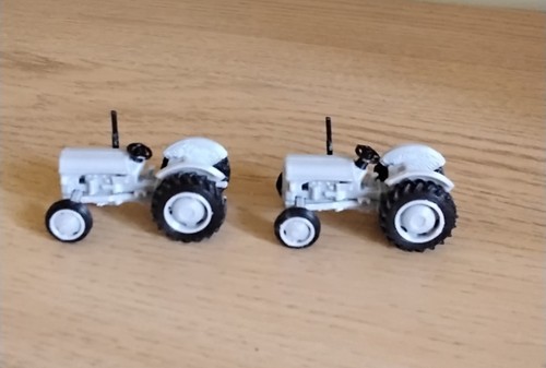 Grey ferguson tractors 3d - tractors,