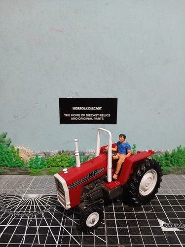 Britains farm toys massey - farm,