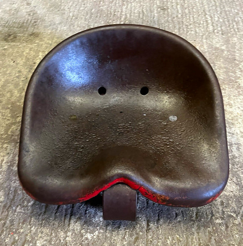Massey ferguson tip seat - up,
